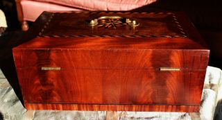 American Late Federal Period Mahogany Compass Rose Inlaid Jewelry Box c.  1850 5