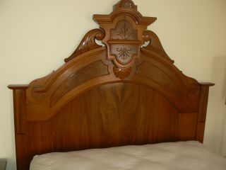 Gorgeous Victorian Carved High Back Bed Headboard with Footboard 61” x 78” x 76” 2