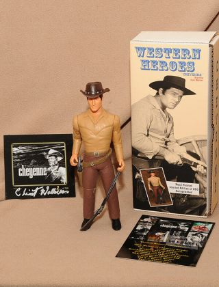 Clint Walker As " Cheyenne " 8 " Figure - Le 54_ Hartland Western Collectors