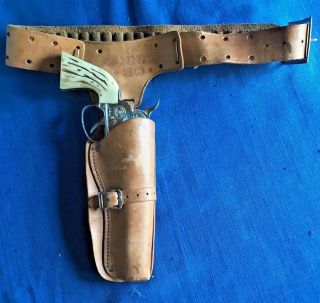 Vintage 1950 ' s Mattel Fanner 50 cap gun pistol w/original holster & 6 bullets 4