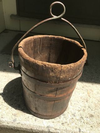 Antique/vintage Primitive Wood Well Bucket Iron Handle And Banding