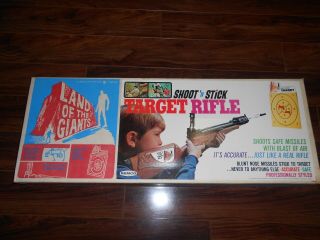 1969 " Land Of The Giants " Shoot " N Stick Target Rifle By Remco,  Nmib/unused Item