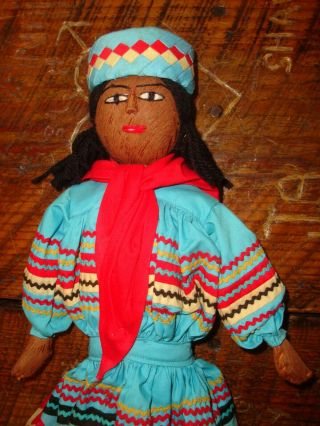 MALE SEMINOLE NATIVE AMERICAN TALL DOLL.  17 INCHES TALL.  HAS FEET TO STAND 2