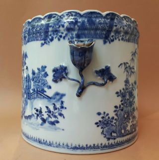 Antique Rare Chinese Porcelain Jardiniere - Qianlong 18th.  century 3