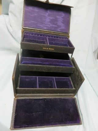ANTIQUE SALEMAN SAMPLE JEWELRY TRAVEL CASE,  SECTIONED TRAVELING LEATHER CASE,  BOX 3