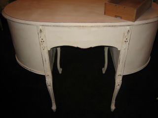 vintage shabby chic KIDNEY shape vanity / desk 4