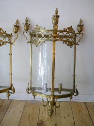 PAIR HUGE 2 LIGHT BRASS LANTERN WALL CHANDELIER LAMP GLASS FOYER SCONCES OLD 3