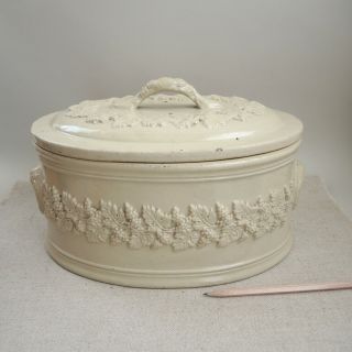 Antique Creamware Covered Casserole Huge Soup Tureen Bowl English Leeds Wedgwood