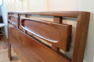 Mid Century Modern Sculptural Walnut Queen Headboard 4