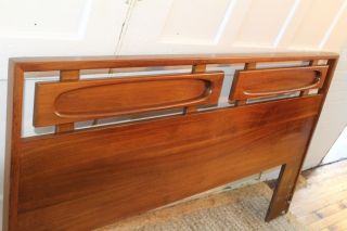 Mid Century Modern Sculptural Walnut Queen Headboard 8