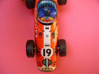 batman batmobile wind up car race vehicle tin big toy comics 4