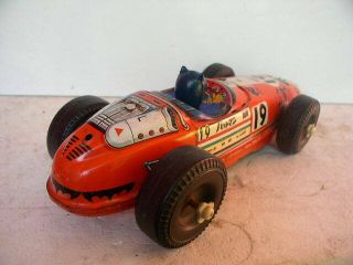 batman batmobile wind up car race vehicle tin big toy comics 6