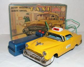 Vintage Linemar Yelow Cab Taxi J - 445 Tin Toy Car Japan Battery Op Rc In Orig Box
