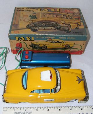 Vintage Linemar Yelow Cab Taxi J - 445 Tin Toy Car Japan Battery Op RC in Orig Box 8