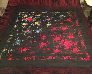 VINTAGE 2 - SIDED CHINESE CANTON EMBROIDERED SILK PIANO SHAWL EMBROIDERY 2