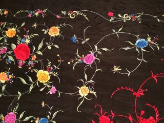 VINTAGE 2 - SIDED CHINESE CANTON EMBROIDERED SILK PIANO SHAWL EMBROIDERY 9