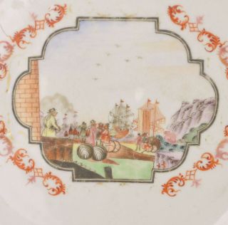 A QUALITY CHINESE QIANLONG PERIOD PLATE WITH EUROPEAN SCENE 3