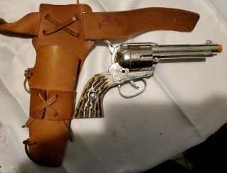 VINTAGE MATTEL SHOOTIN SHELL FANNER WITH HOLSTER AND BELT 4