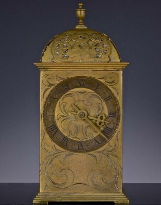 Very Early Design Gold Gilt Gilt Etched Bronze Table Desk Clock 18th Century