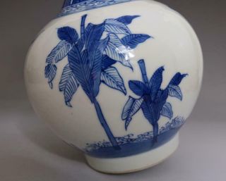OLD RARE CHINESE BLUE AND WHITE PORCELAIN KYLINVASE (E150) 11