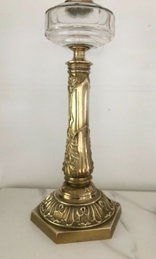 Large Victorian Deco Brass Oil Lamp With Clear Glass Fount Hinks And Sons