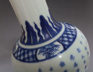 RARE OLD CHINESE BLUE AND WHITE PORCELAIN VASE WITH KANGXI MARKED (E131) 8