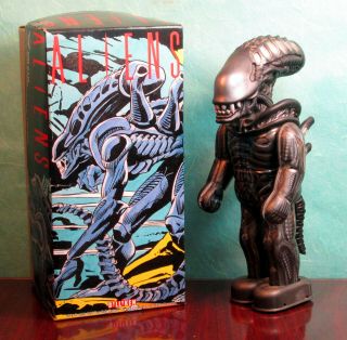 Alien Billiken Wind - Up 9 " Aliens And Key 1995 Way Cool And Kinda Scary