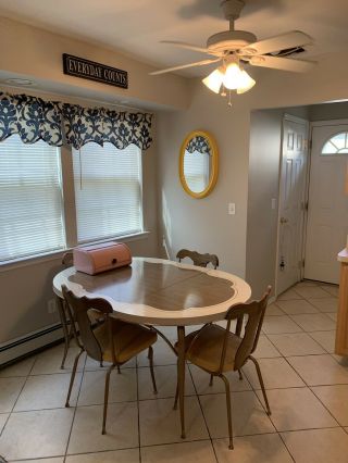 Vintage,  Retro,  Mid Century Formica Kitchen Table And Chairs