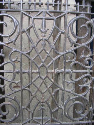 Antique Victorian Cast Iron Floor Heat Grate Register With Frame And Louvers VGC 5
