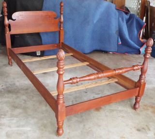 Vintage Maple Pineapple Poster Bed 6