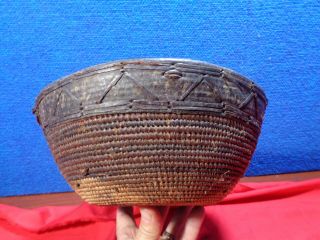 LARGE ANTIQUE NATIVE AMERICAN INDIAN WOVEN BASKET 5 6