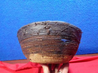 LARGE ANTIQUE NATIVE AMERICAN INDIAN WOVEN BASKET 5 8