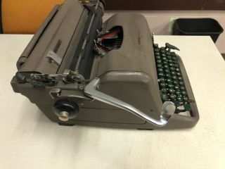 Vintage Royal Typewriter Model HH 4
