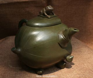 Chinese Ancient 100 Yi Xing Zi Sha Hand - carved frog Lotus Teapot Kettle 8