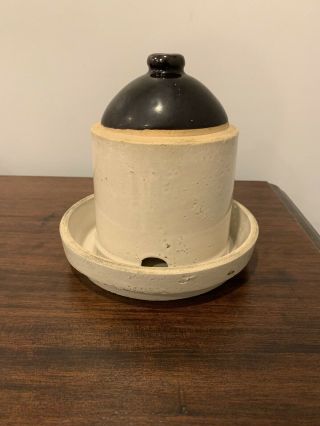 Rare White Hall Stoneware Quart Chicken Feeder With Base White Hall Illinois 2