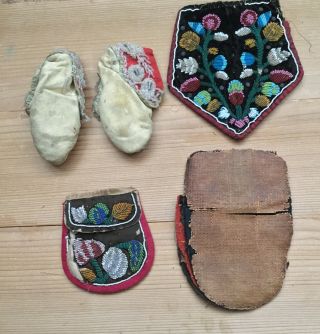1900s NATIVE AMERICAN BEADED POUCH X3,  Baby beaded moccasins,  Iroquois 2