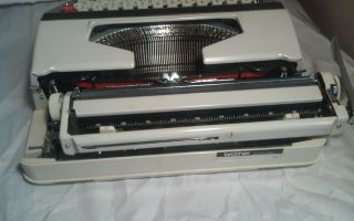 Vintage Brother Wizard Automatic Typewriter with Case 5