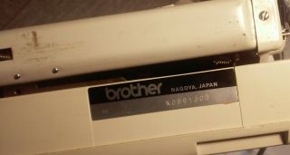 Vintage Brother Wizard Automatic Typewriter with Case 7