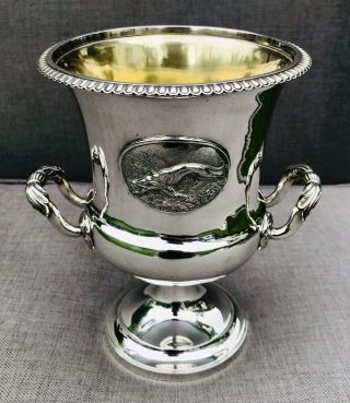 Lovely Large Regency Solid Silver Trophy,  London 1814 702.  5g / 24.  78oz