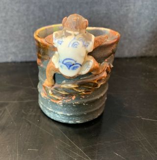 SCARCE ANTIQUE JAPANESE SUMIDA GAWA SIGNED SMALL POTTERY CUP WITH MONKEY 5
