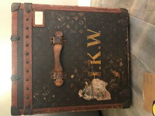 Louis Vuitton Vintage Antique Trunk for Hats and Shoes from 1930 12