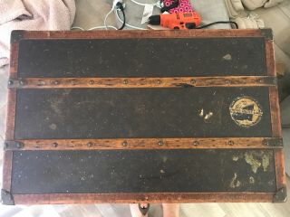 Louis Vuitton Vintage Antique Trunk for Hats and Shoes from 1930 2