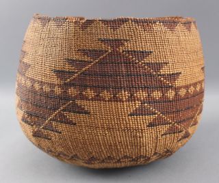 Large Antique Northern California Native American Hupa Indian Basket 4