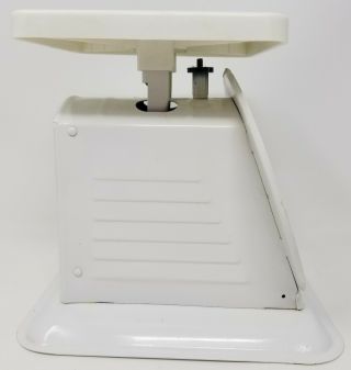 Vintage White Metal American Family Kitchen Food Scale 25 Lbs Circa 1940s or 50s 6