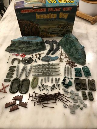 Vintage Invasion Day Miniature Play Set D Day Marx