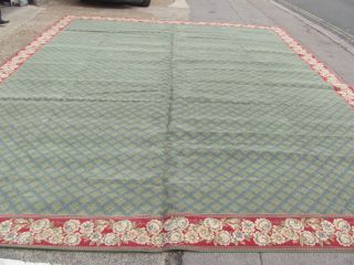 A Fantastic Machine Made European Oriental Xl Carpet (635 X 460 Cm)