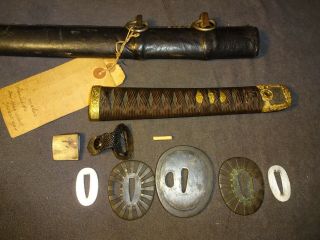 E 02 Japanese WWll Naval officer ' s sword in mountings,  
