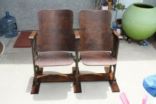 1930 ' s ANTIQUE VINTAGE WOODEN DOUBLE THEATER CHAIRS FOLDING 2