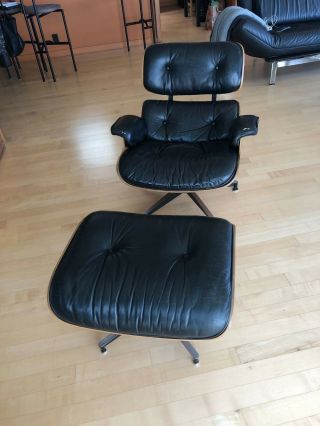 Vintage 1989 Rosewood Eames Lounge Chair And Ottoman