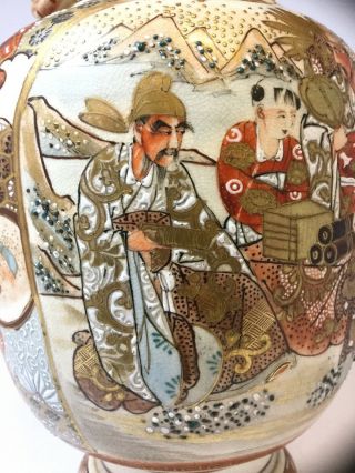 Large Antique Japanese Satsuma Vase,  Late Meiji Fine Quality Hand Painted Signed 9